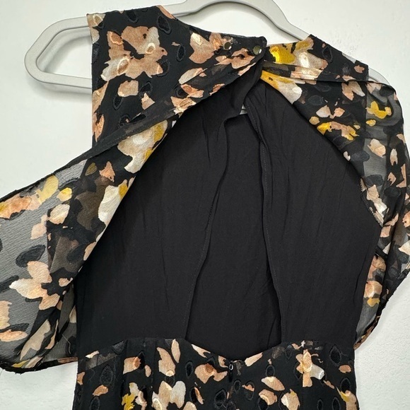 Lulu's‎ Sleeveless Floral Overlay Jumpsuit- Sz S - Picture 9 of 12